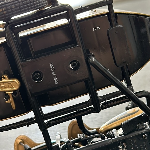 Harley-Davidson Numbered Limited Edition 1933 Motorcycle Sidecar Ultra Edition - Picture 10 of 14